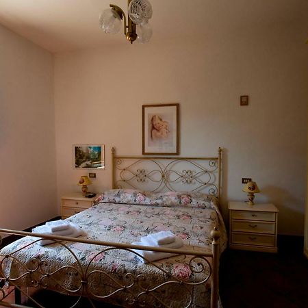 Casa Il Ceppo Hotell Arezzo Exteriör bild